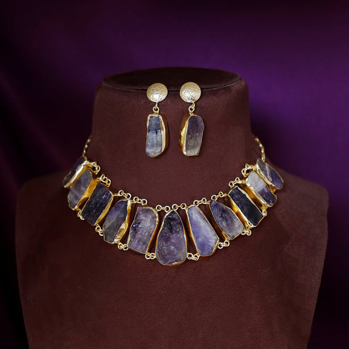 Piera Raw Stone Neckpiece With Earring