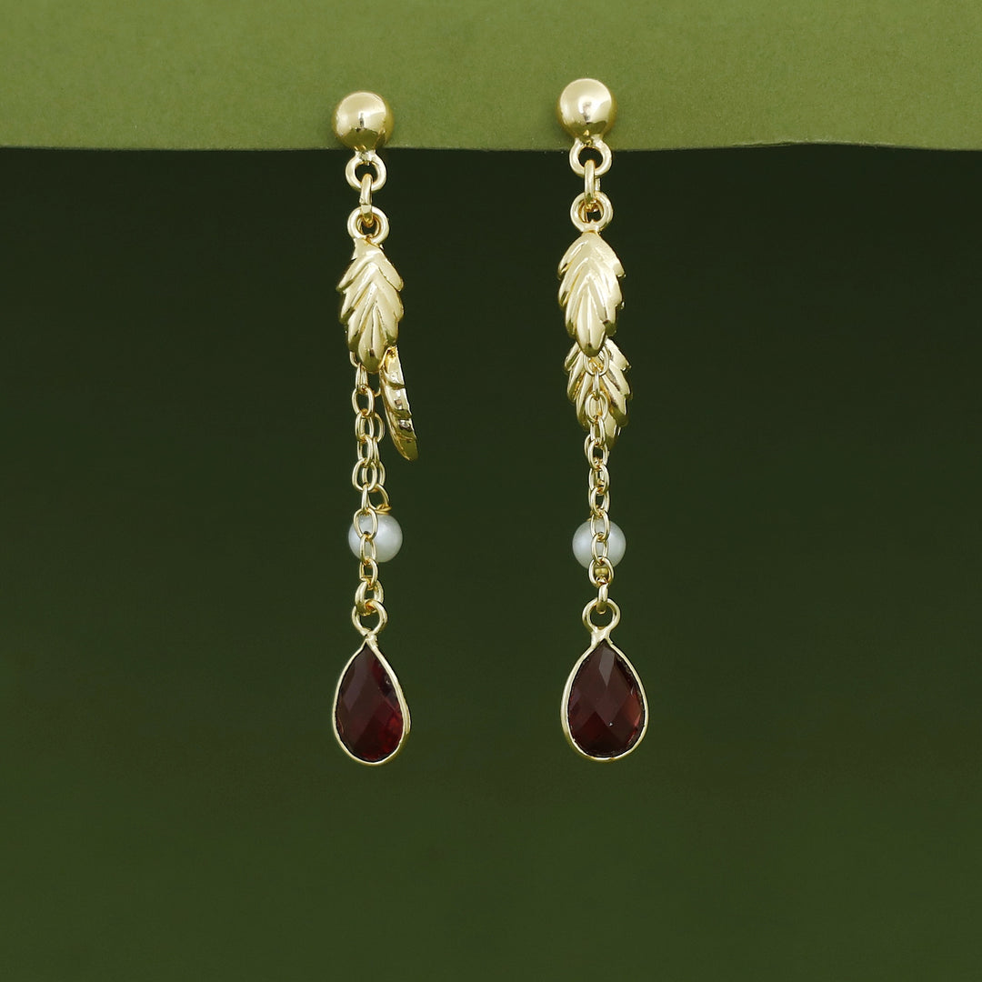 Merceralna Golden Dual Leafy Glossy Pearl Earring