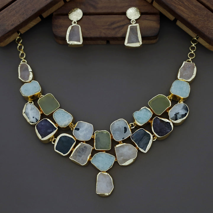 Twinkle Raw Stone Neckpiece With Earring