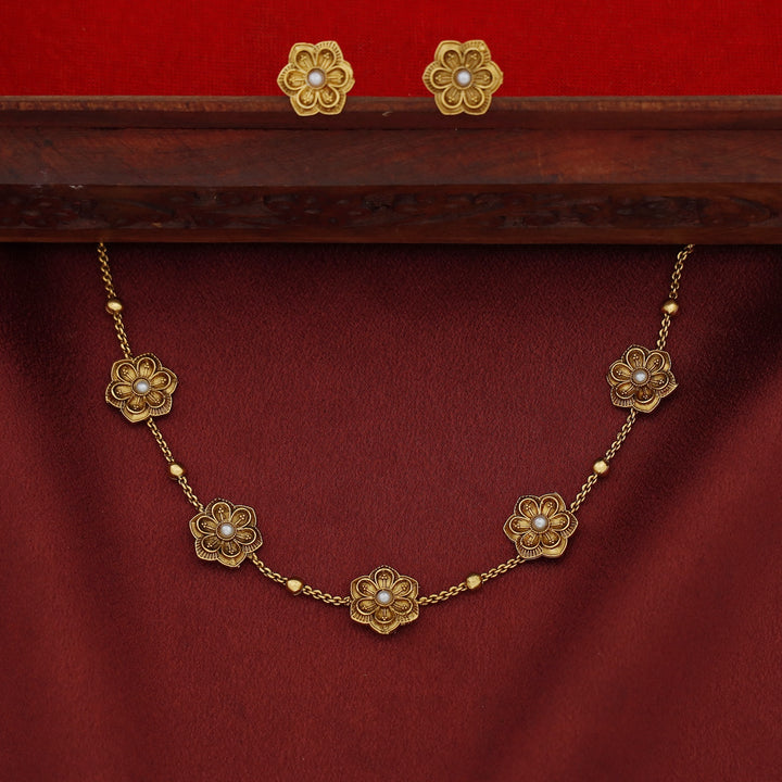 Prathima 5 Flower Golden Ball Short Neckpiece With Earring