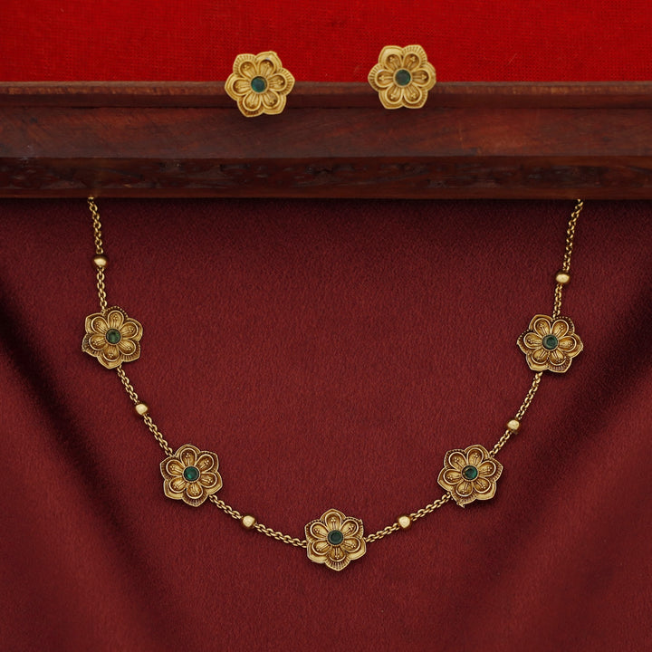 Prathima 5 Flower Golden Ball Short Neckpiece With Earring