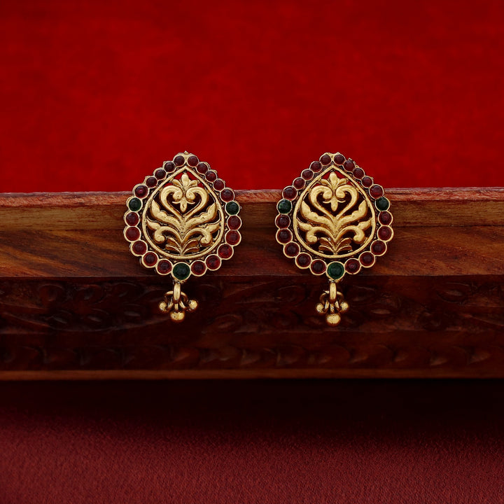 Vedansha Long Haram Neckpiece With Earring