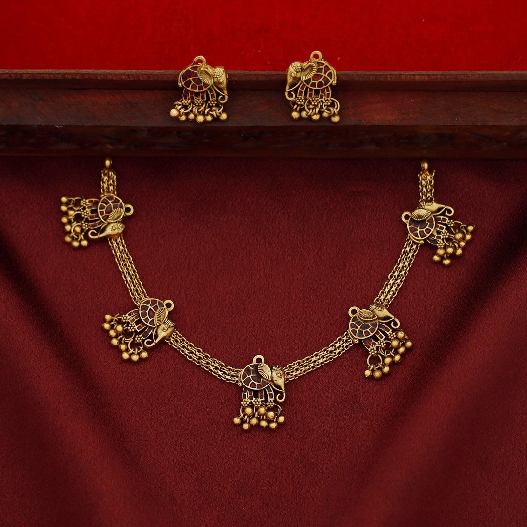 Pallavini 5 Airavat Choker/Short Neckpiece With Earring