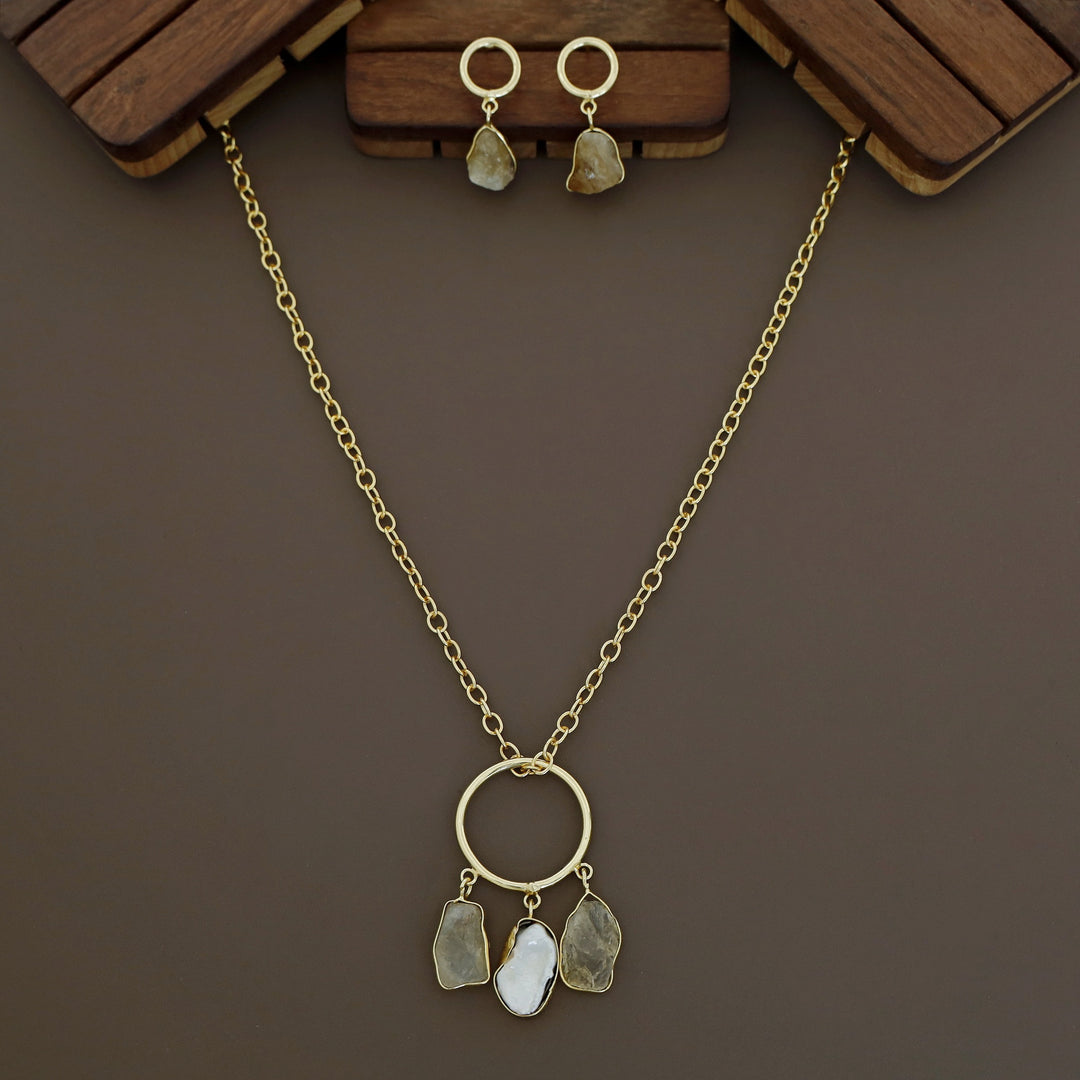 Anabella Raw Stone + Baroque Circle Neckpiece With Earring