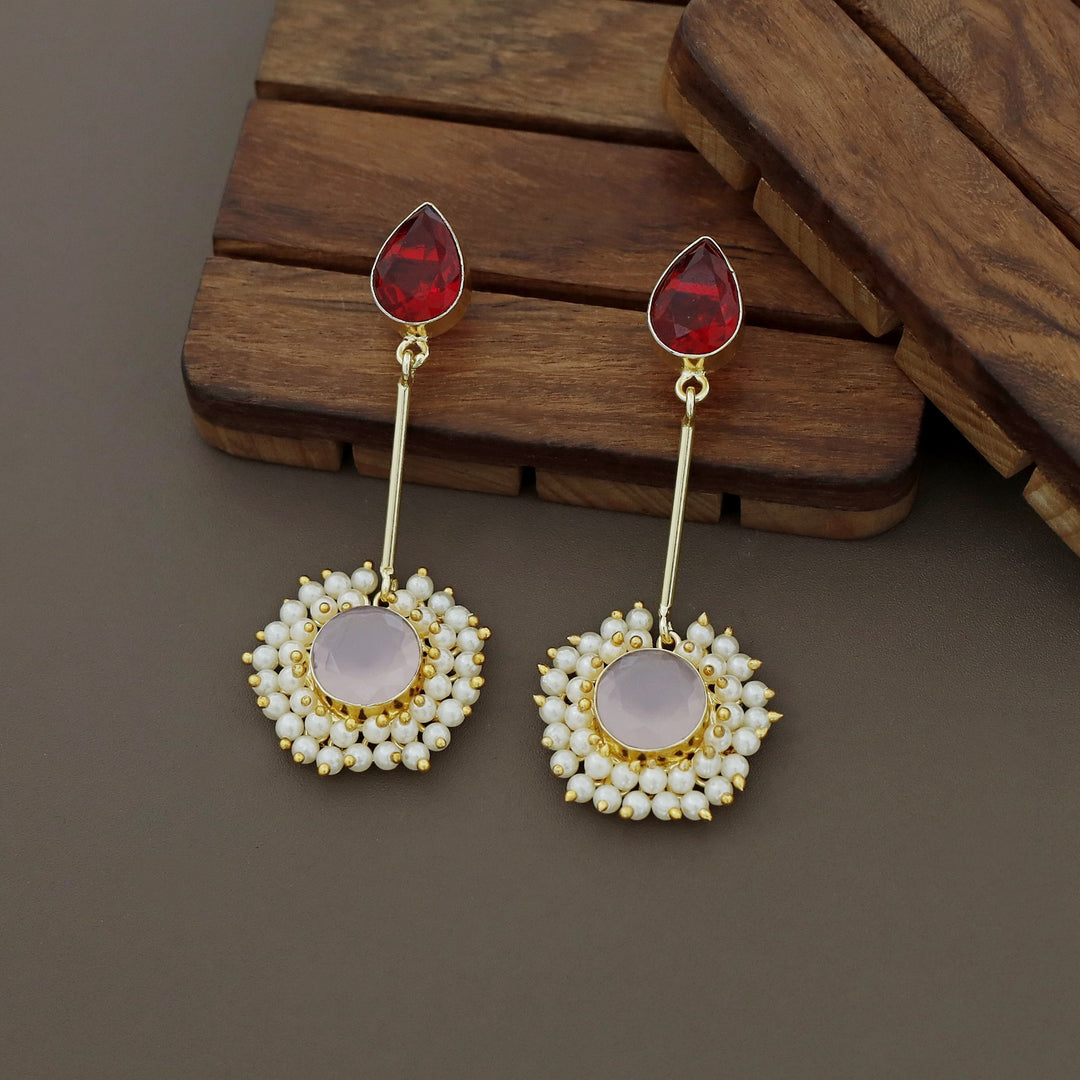 Aabheri Stem Glossy With Pearl Earring
