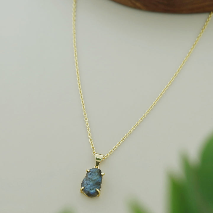 Aura Neckpiece