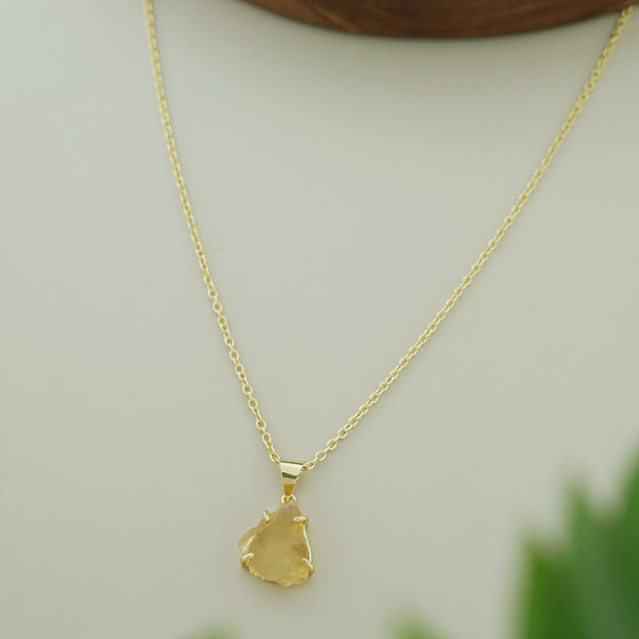 Aura Neckpiece