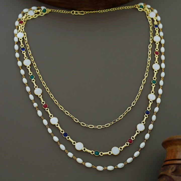 Jona 3 Layer Glossy Pearl Neckpiece