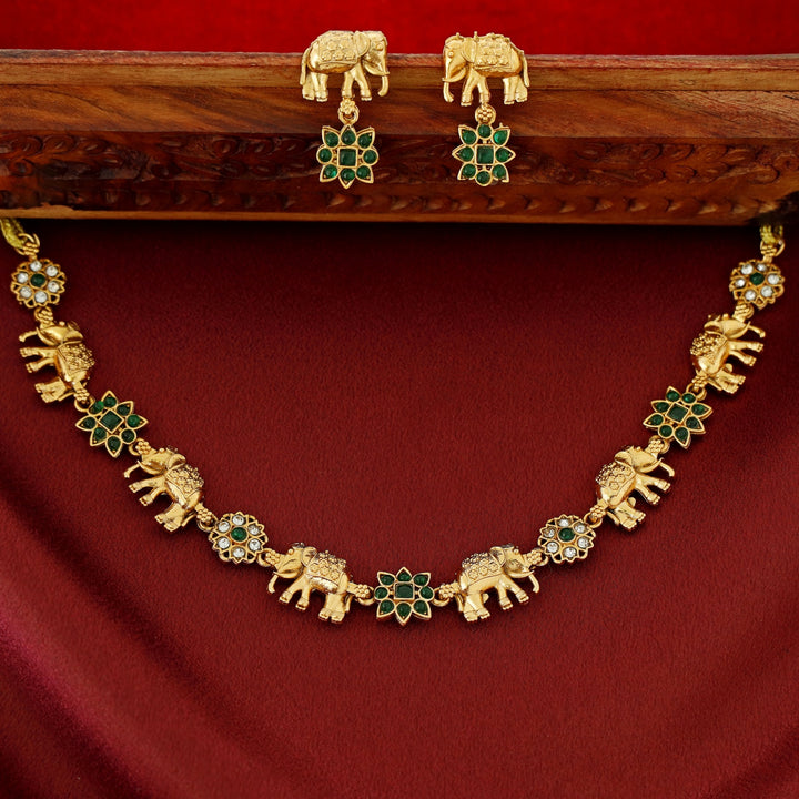 Iha Airavat Flowery Neckpiece With Earring