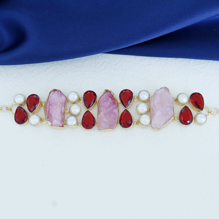 Sayanora Dyed Stone + Glossy Pearl Choker