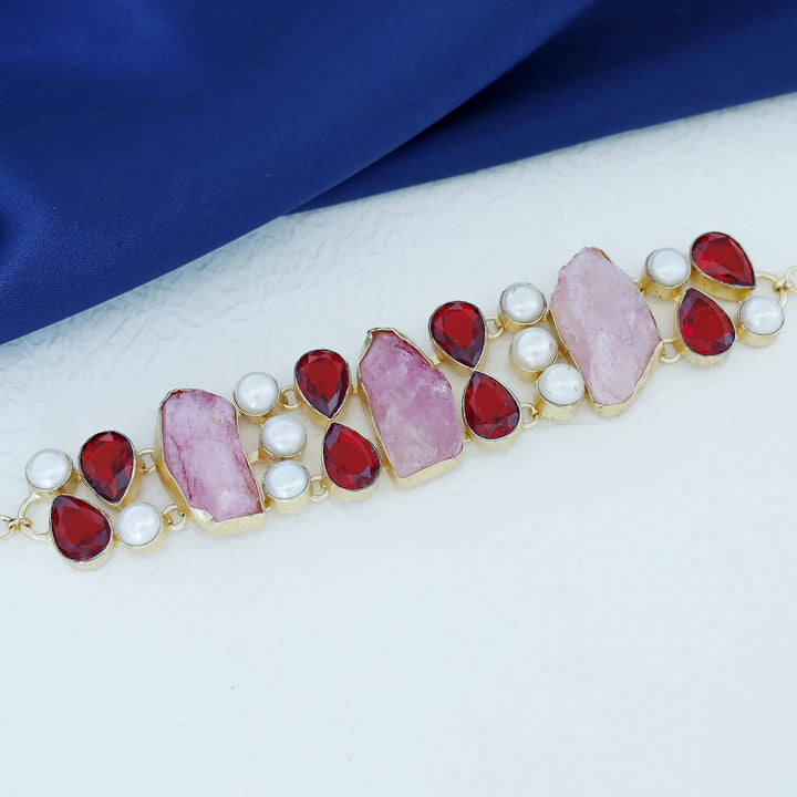 Sayanora Dyed Stone + Glossy Pearl Choker