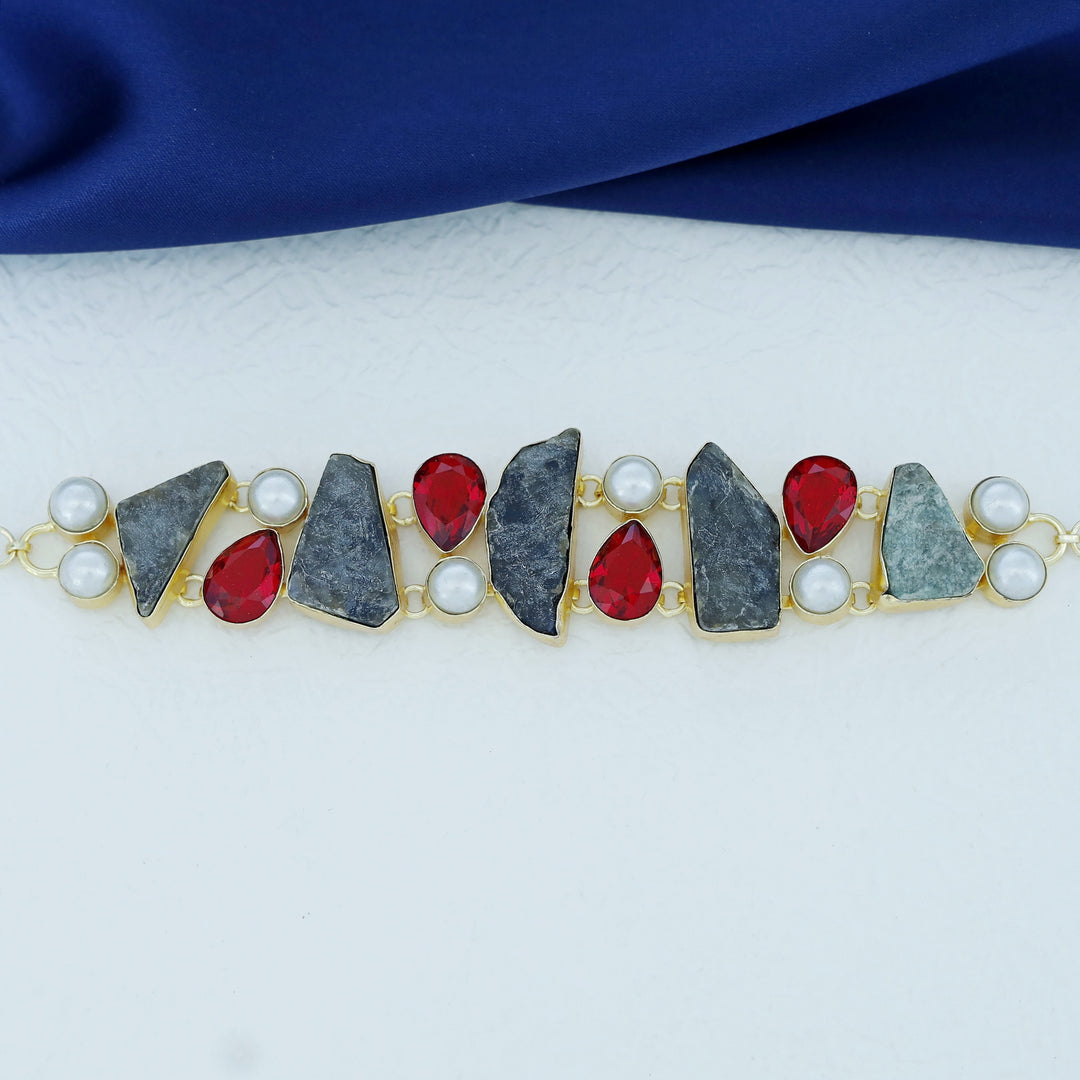 Rayan Glossy And Raw Stone Pearl Choker