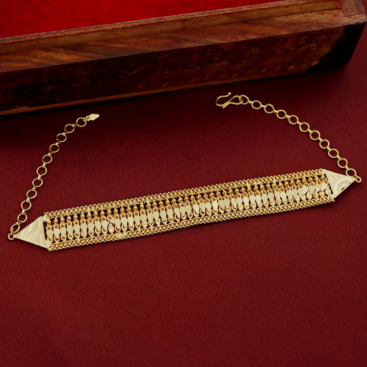 Nidhisha Golden Elakkathali Choker