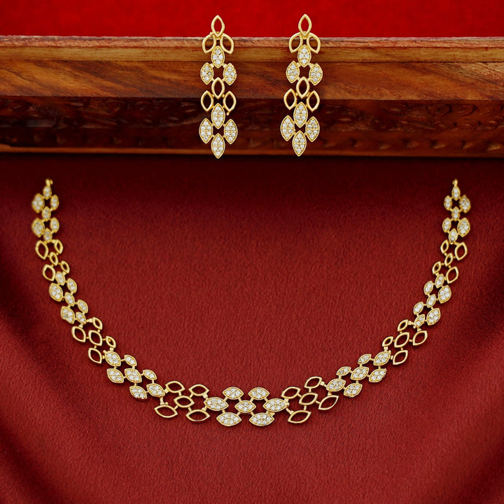 Reeva Golden Short Neckpiece With Earring