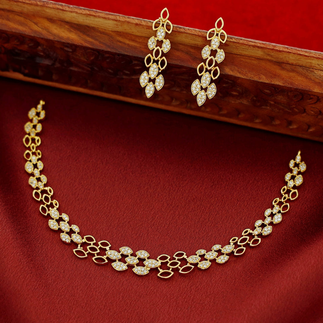 Reeva Golden Short Neckpiece With Earring