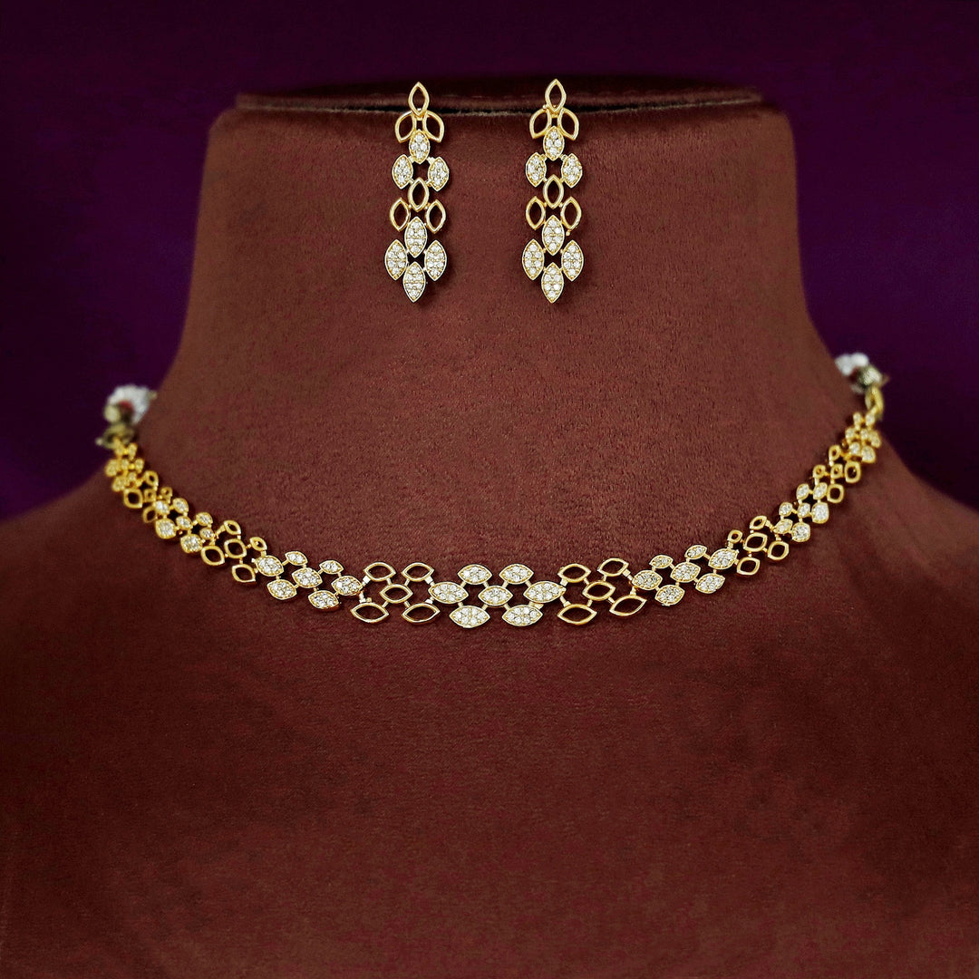 Reeva Golden Short Neckpiece With Earring