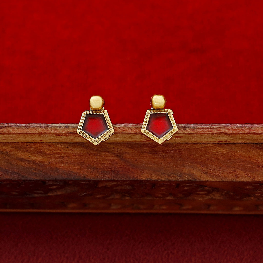 Nihari Golden Ball Enamel 3 Pentagon Choker With Stud