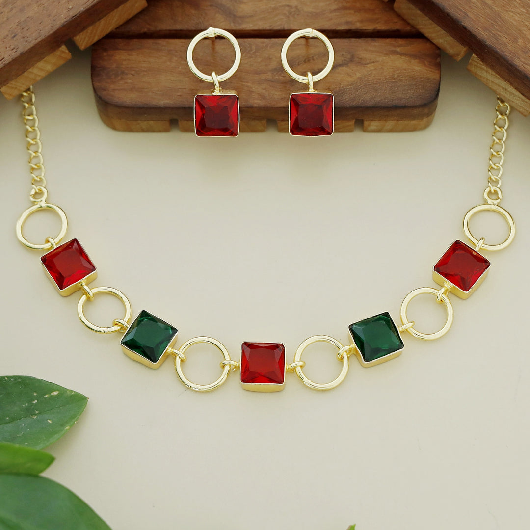 Glossy Anayra Golden Circle And Square Neckpiece With Earring