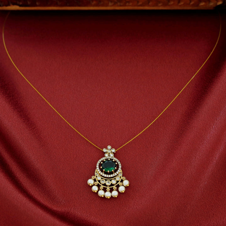 Asmita Pearl Glossy String Neckpiece