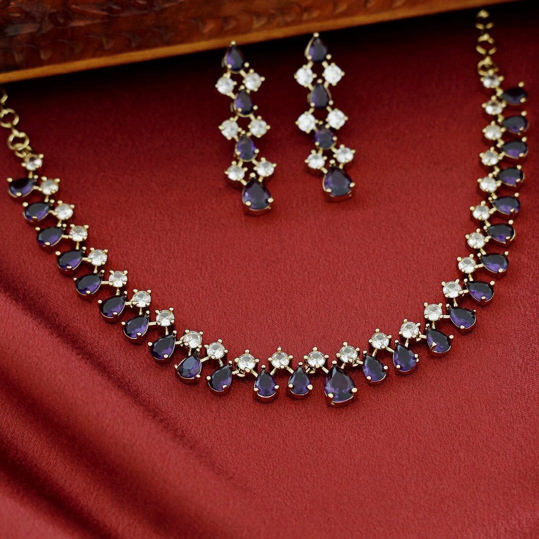 Leilani Claw Glossy Drop Short Neckpiece With Earring