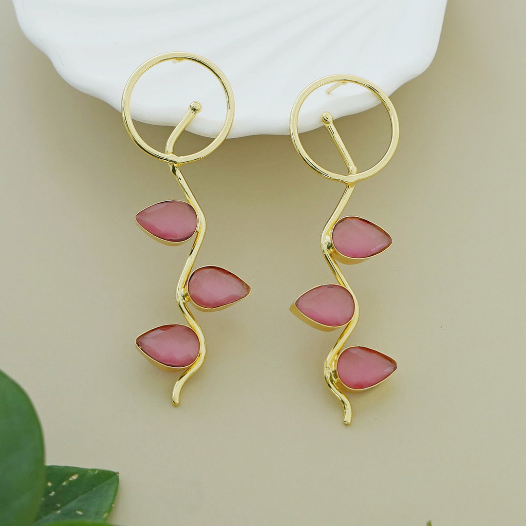 Sadie Golden Circle Glossy Leaf Earring