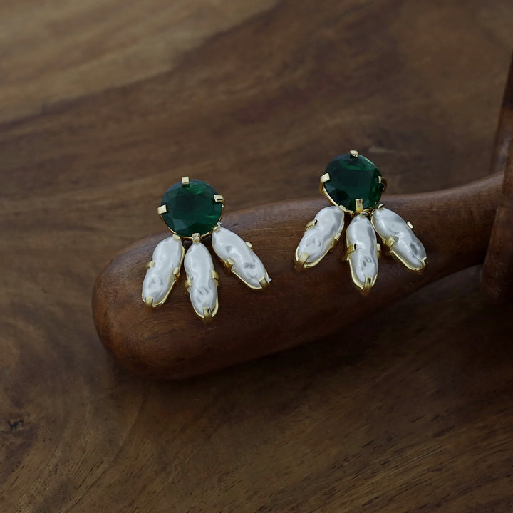 Emery Glossy Circle And Tri Baroque Earring