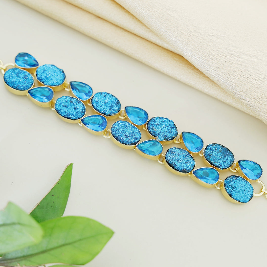 Hollyn Choker