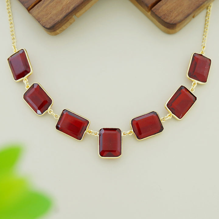 Zenia Rectangle Glossy Neckpiece