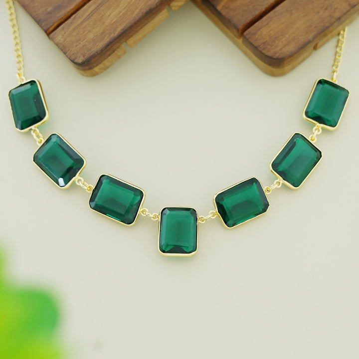 Zenia Rectangle Glossy Neckpiece