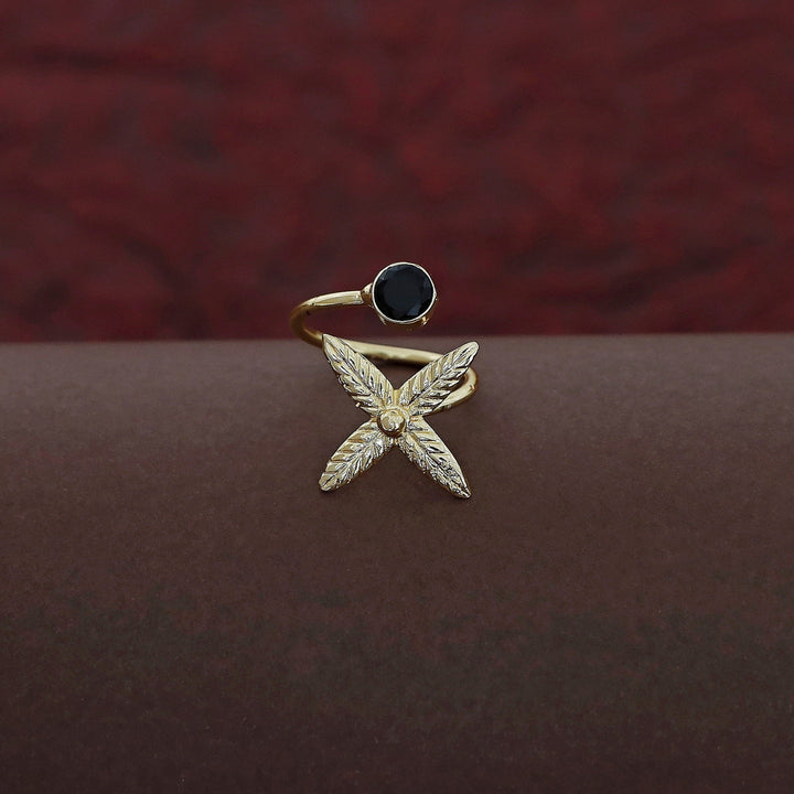 Eira Golden Floral Glossy Ring