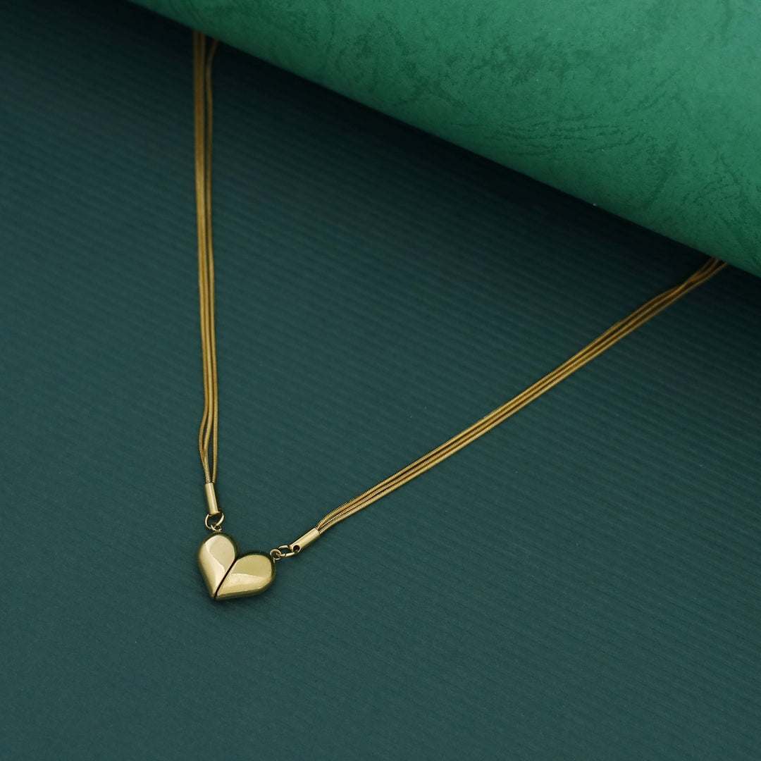 Manon Detachable Heart Neckpiece