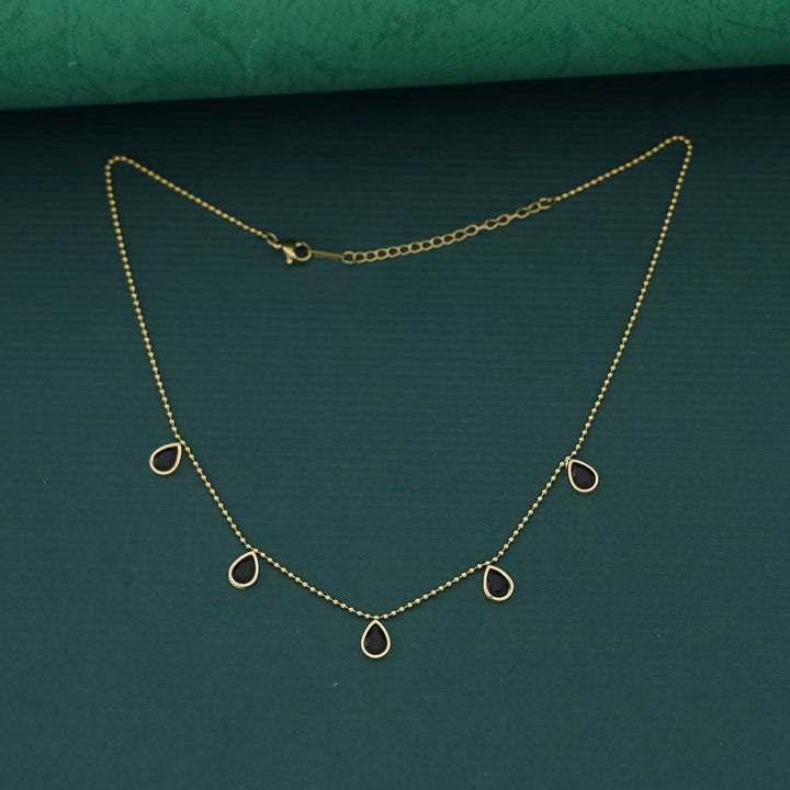 Sirin Raindrop Glossy Stone Neckpiece