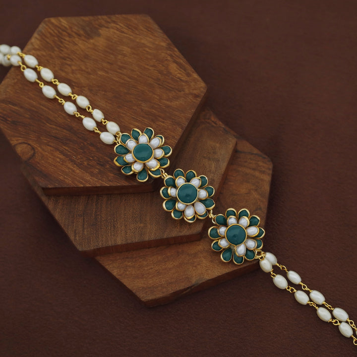 Golden Double Layer Tri Flower Pearl Choker