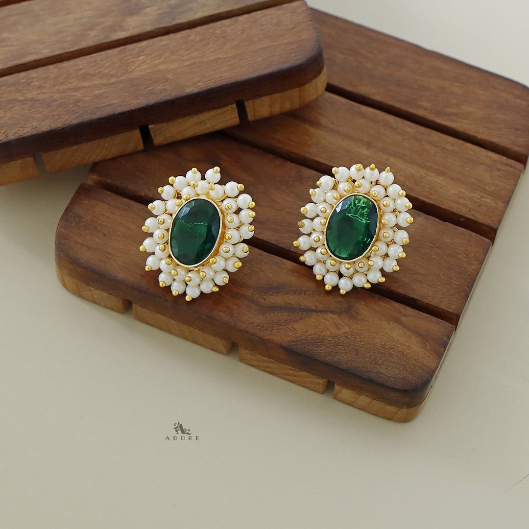 Ahelia Glossy Oval Cluster Pearl Earring