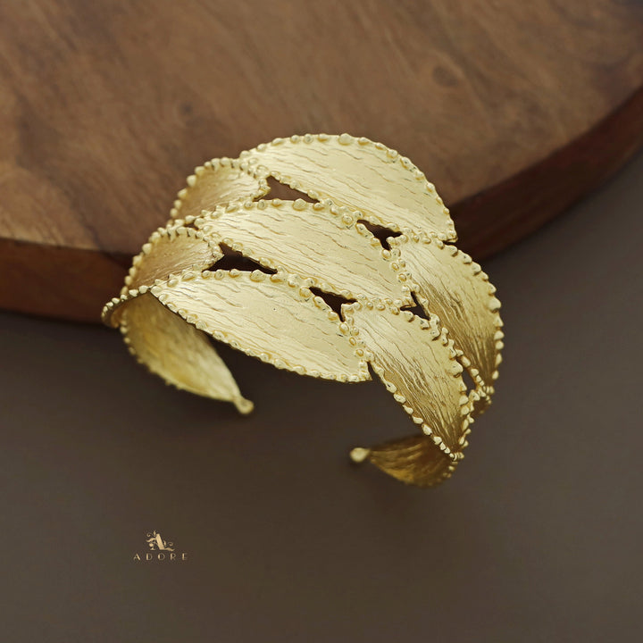 Clarissa Golden Textured Leaf Bangle