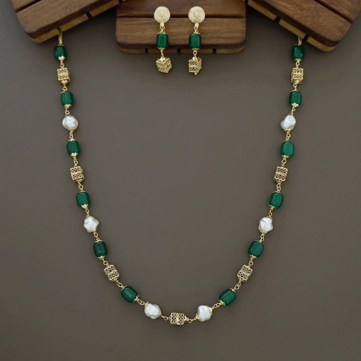 Riley Beaded  Baroque Neckpiece with Earring