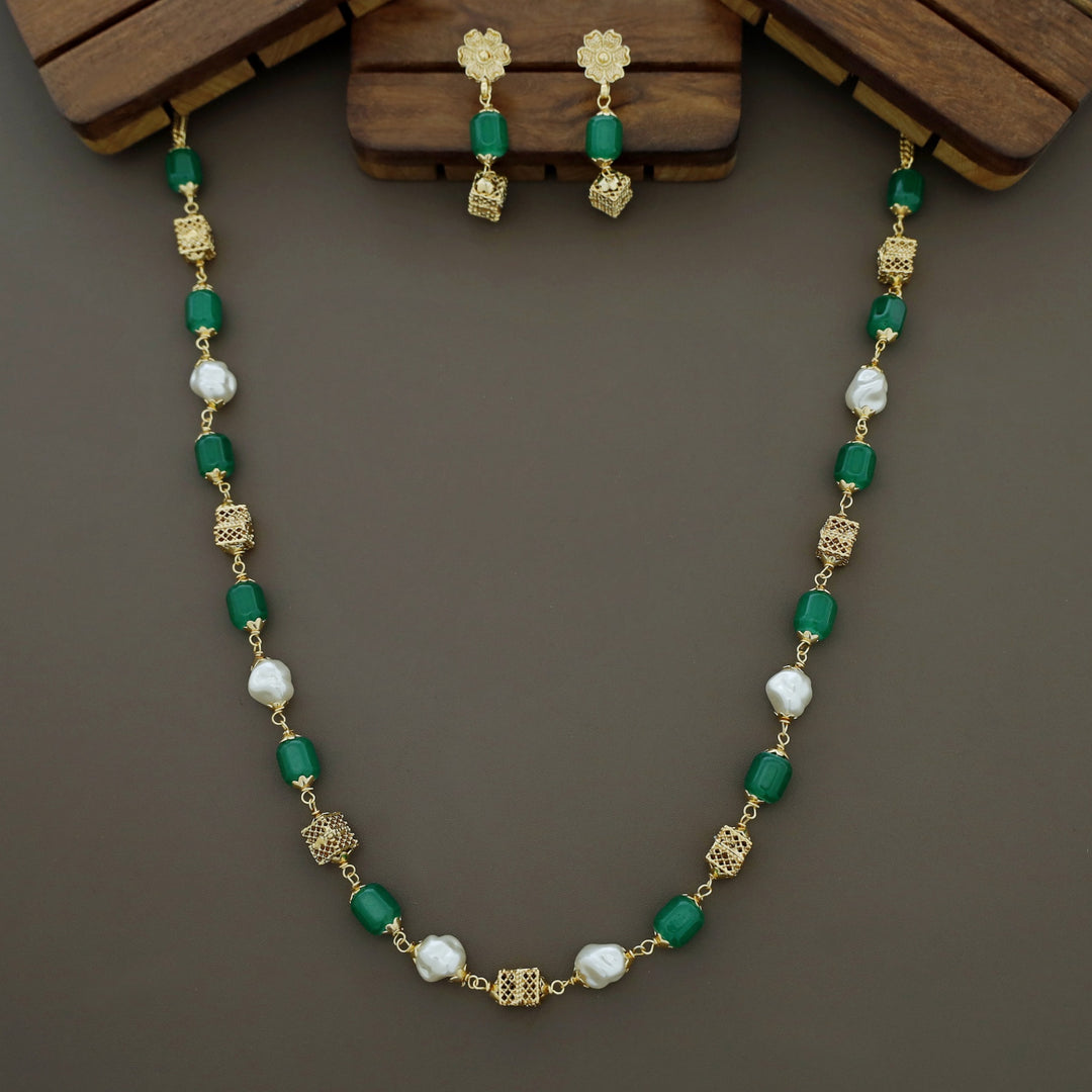 Riley Beaded  Baroque Neckpiece with Earring