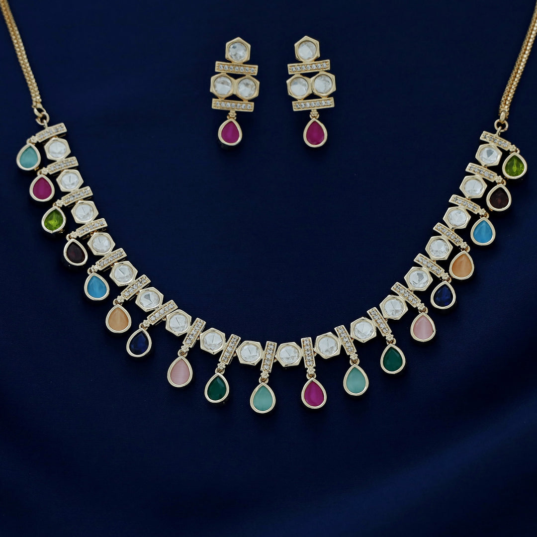 Lainika Kundan Drop Glossy Neckpiece With Earring