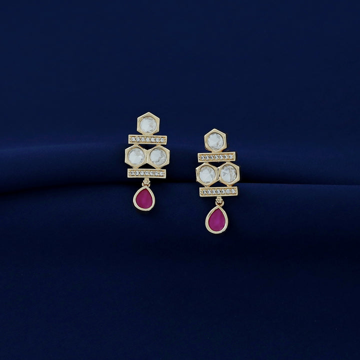 Lainika Kundan Drop Glossy Neckpiece With Earring