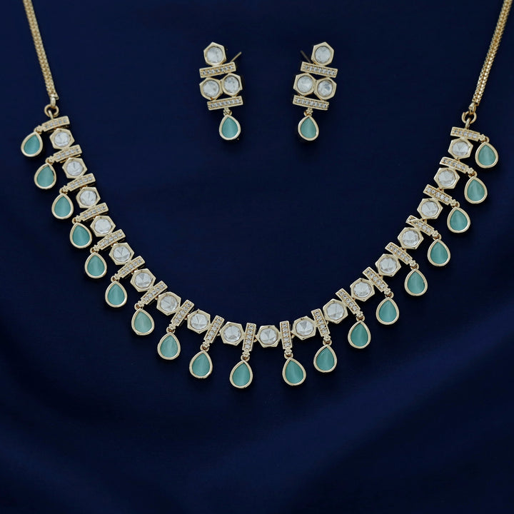 Lainika Kundan Drop Glossy Neckpiece With Earring