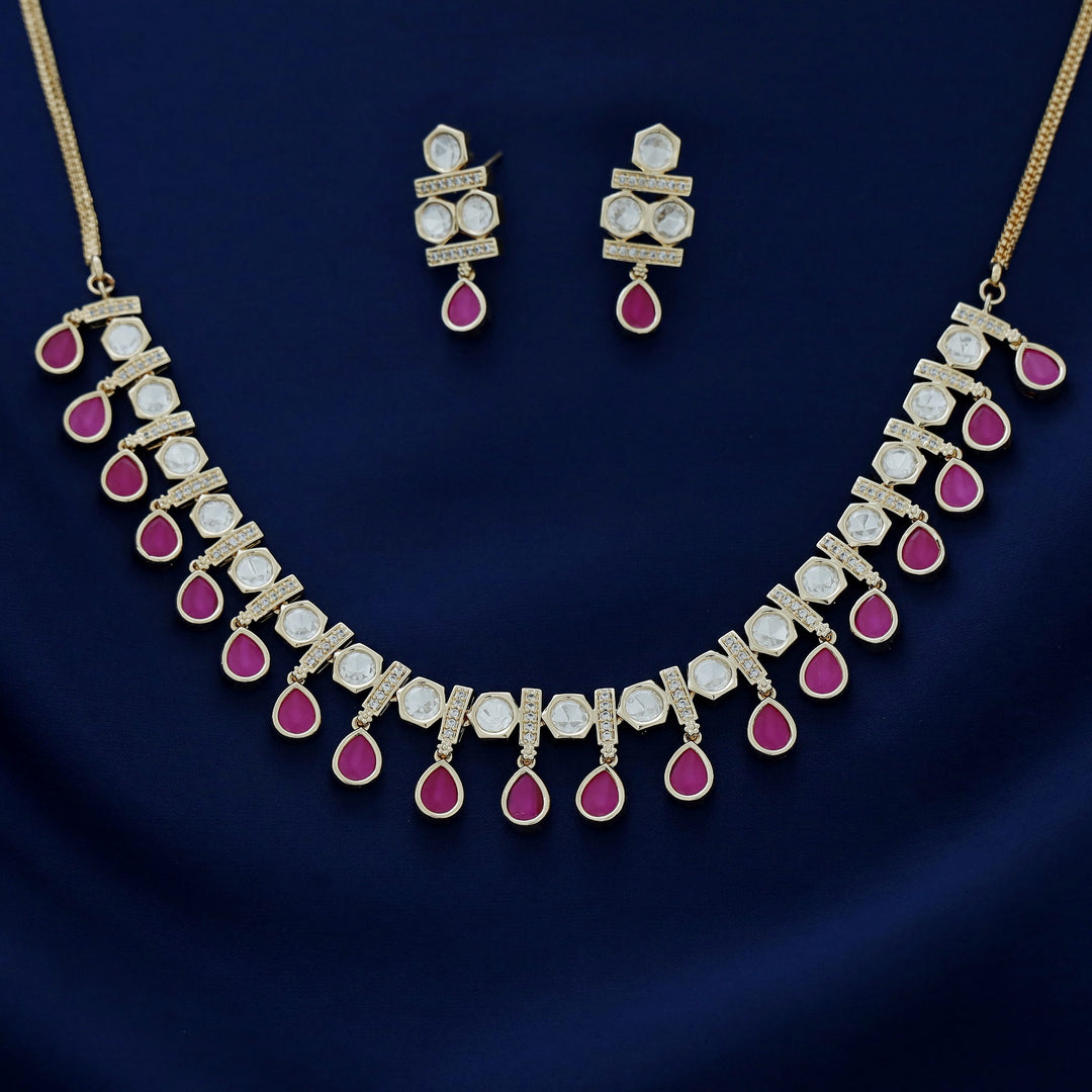 Lainika Kundan Drop Glossy Neckpiece With Earring
