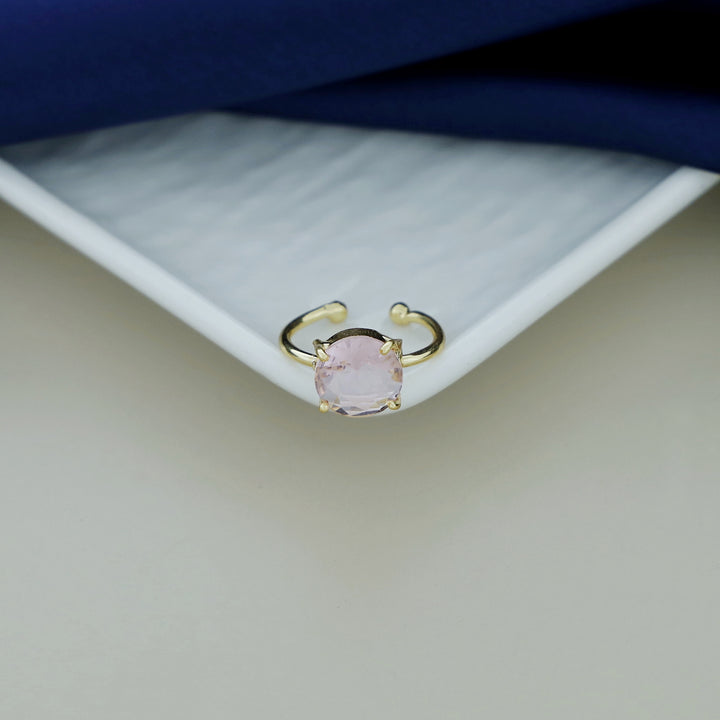 Golden Claw Glossy Round Ring