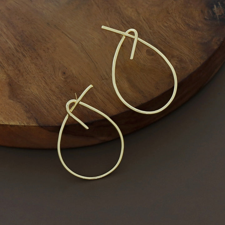 Collins Golden Knot Earring