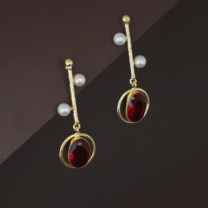 Golden Hammered Stick Pearl Oval Glossy Earring