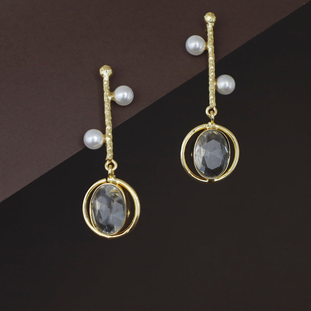 Golden Hammered Stick Pearl Oval Glossy Earring