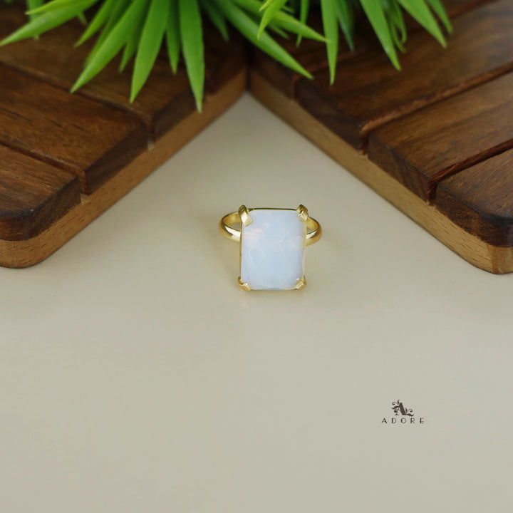 Haimi Claw Ring