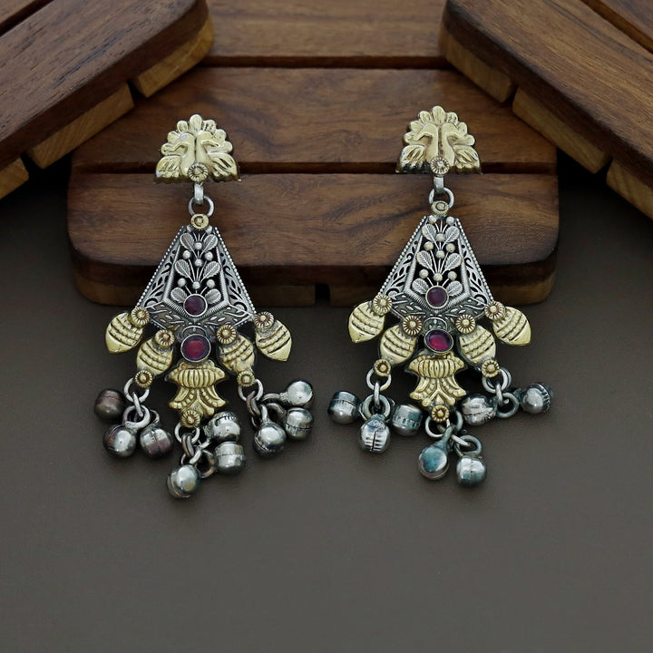 Gyanvi Dual Tone Ghungroo Neckpiece With Earring