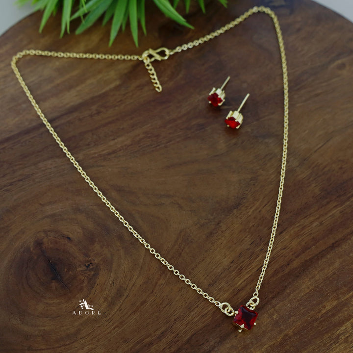 Raven Golden Chain And Diamond Glossy Neckpiece with Stud