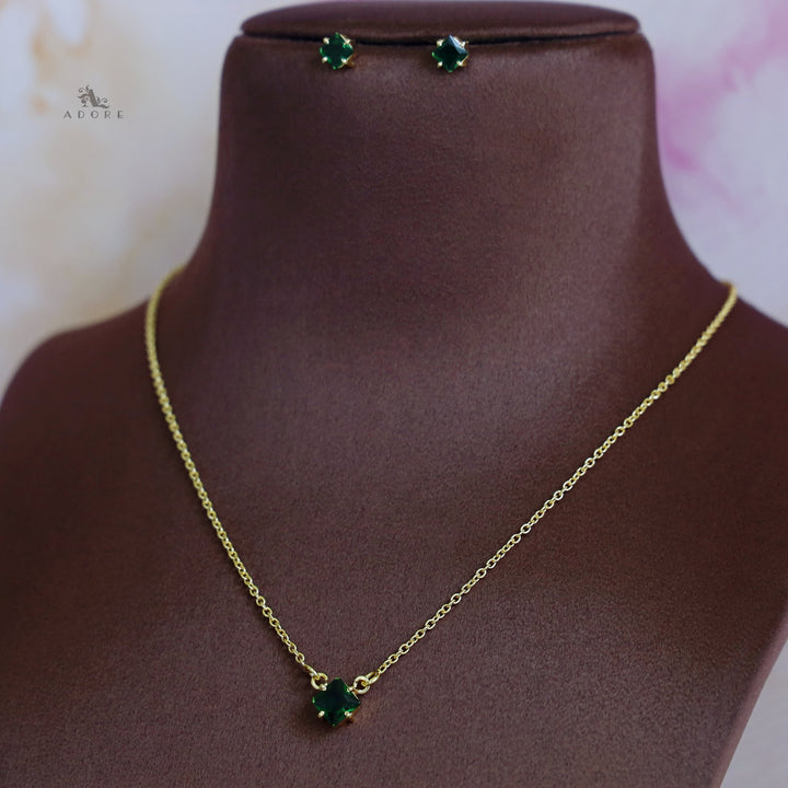 Raven Golden Chain And Diamond Glossy Neckpiece with Stud