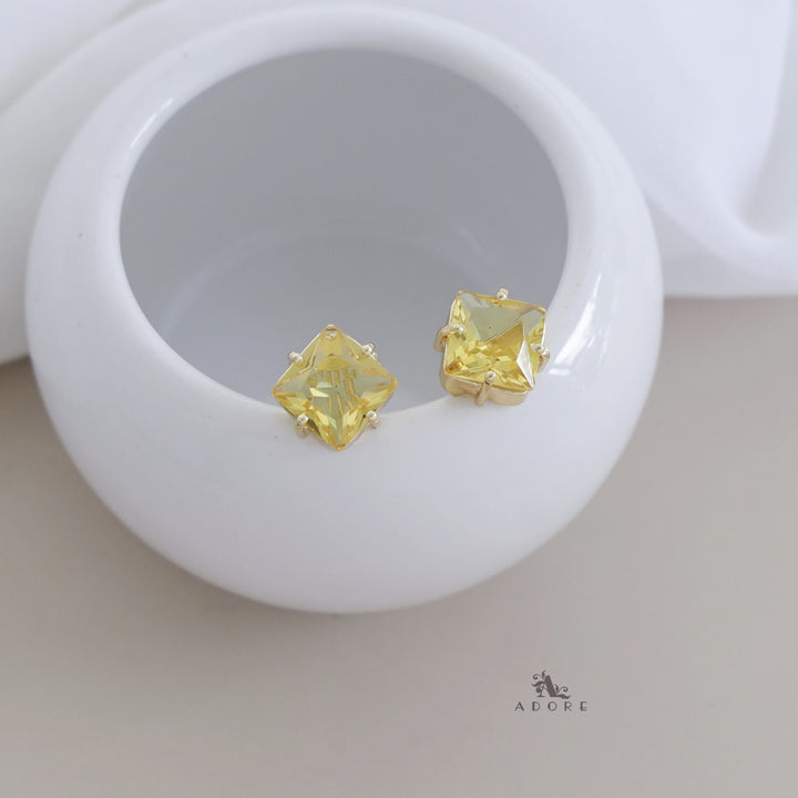 Shibani Diamond Glossy Stud
